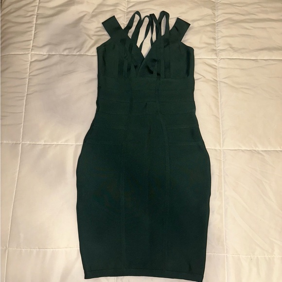 Sweetheart Neck Bodycon Dress in Dark Green Medium Midi Party dress - Picture 6 of 6